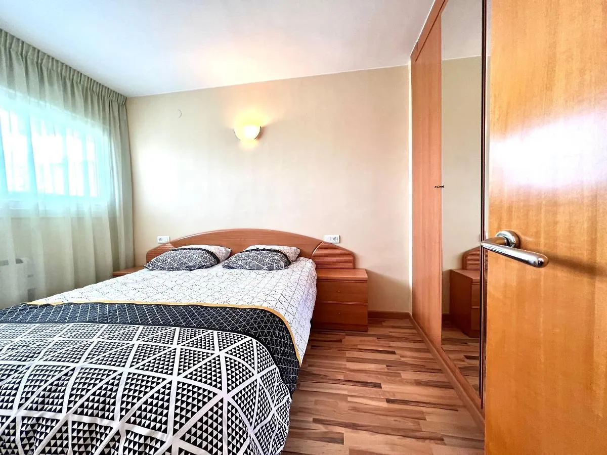 Oriol Center Apartment Platja d'Aro 0*,  Španělsko